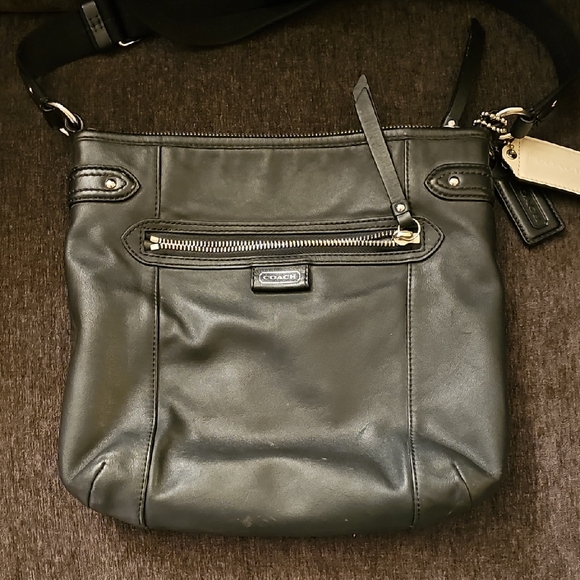 Coach Black Crossbody Bag - Picture 2 of 8